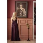 Kare Picture Frame Incognito Sitting Countess 82x112cm (8)