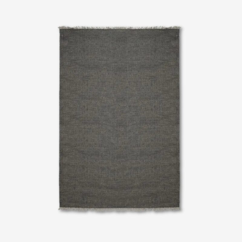 Carpet Black & White 180x120cm (2)