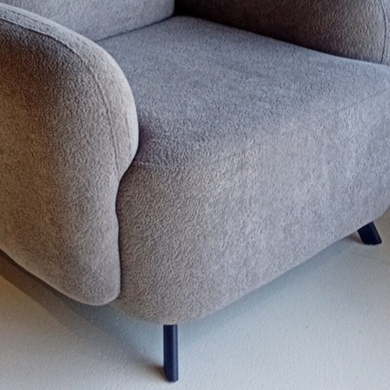 Armchair ares (5)