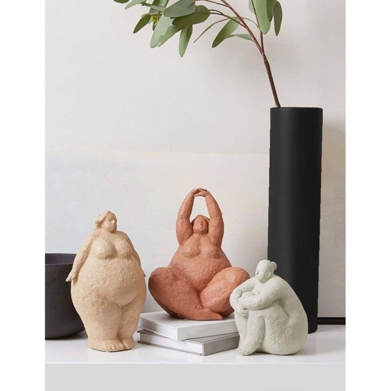 Sculpture Big Woman 17x12x25.5cm (2)