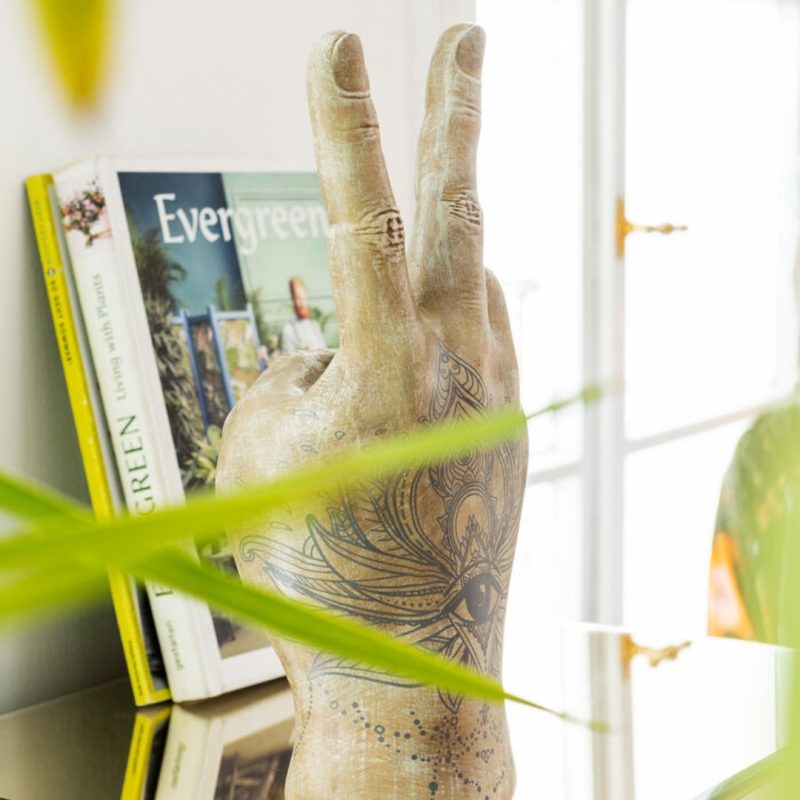 Deco Object Hand Victory Tattoo Eye 36cm (3)