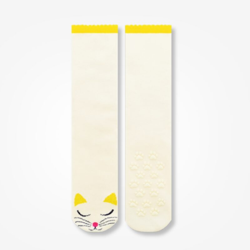 Spiked Socks White Cat (1)