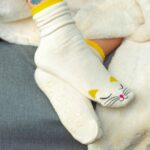 Spiked Socks White Cat (2)