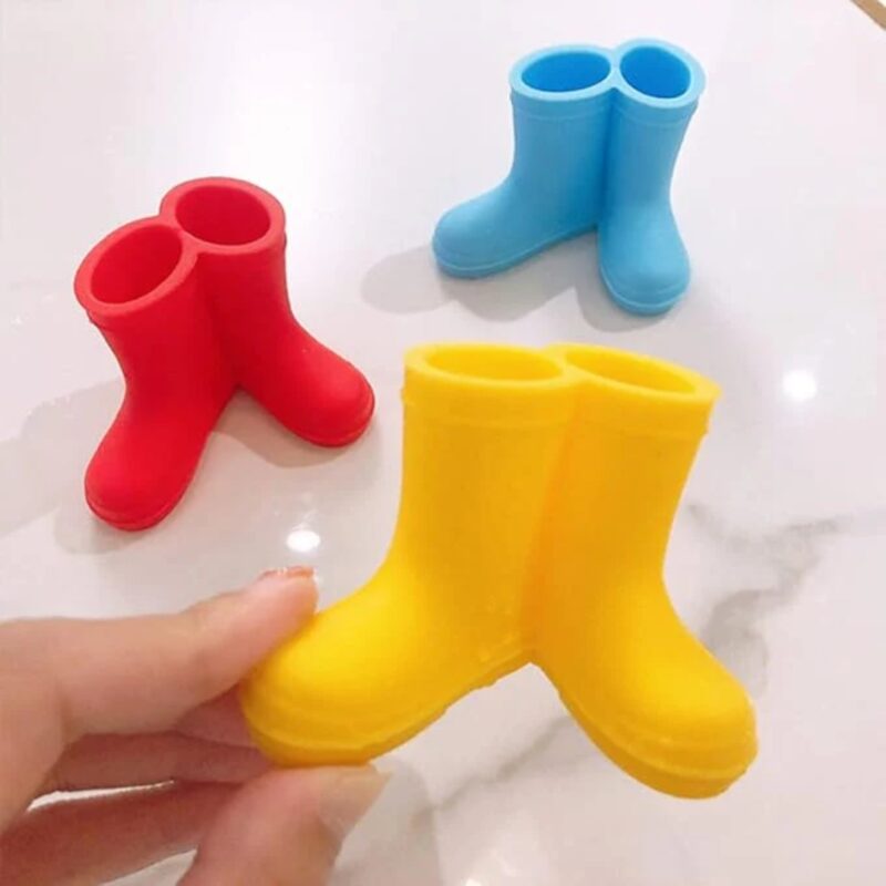Toothbrush Holder Red Boots (2)