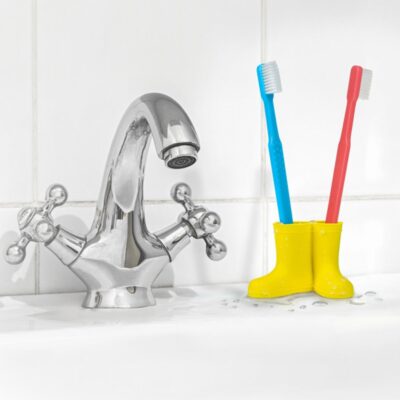 Toothbrush Holder Yellow Boots (4)