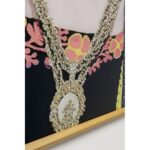 Врамена слика Муза Уметник со меурчиња 40x50 см (5)